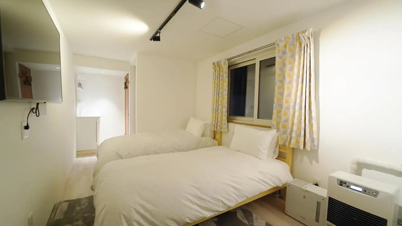 The Lobs, Rusutsu Hotel Kimobetsu
